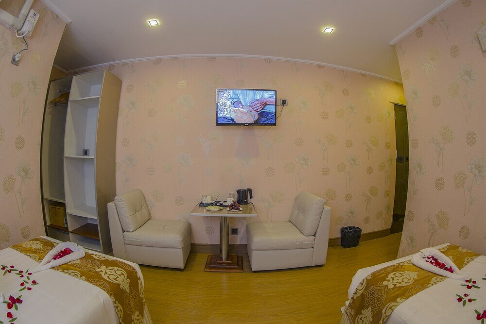 Фото Diamond Rise Hotel Mandalay