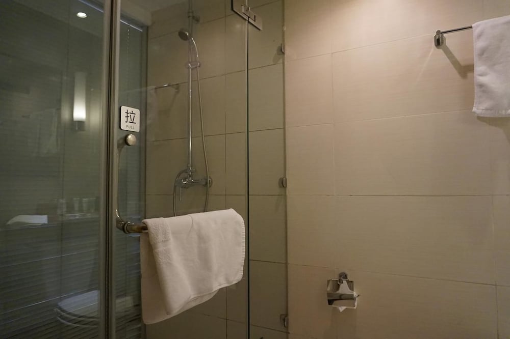 Фото Harbin Kunlun Hotel (Railway Station Museum)