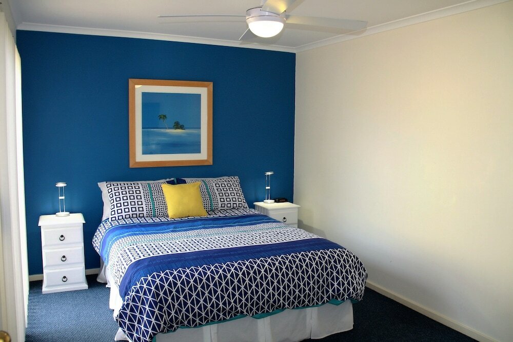 Фото Seafaring at Fingal Bay