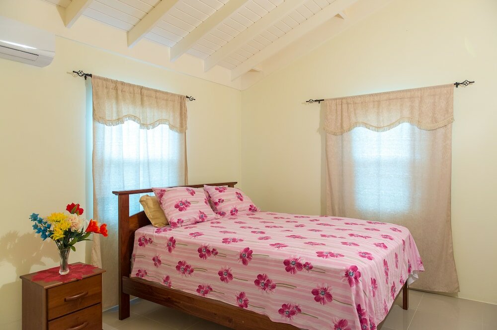 Фото Draxhall Manor Holiday Homes