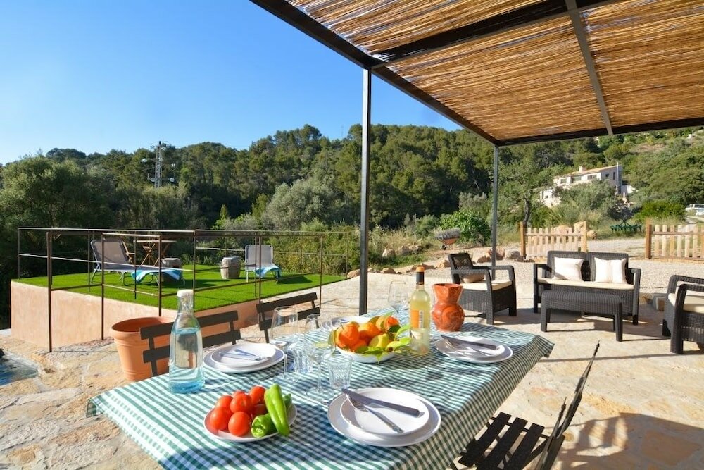 Фото Country cozy house with pool Mallorca