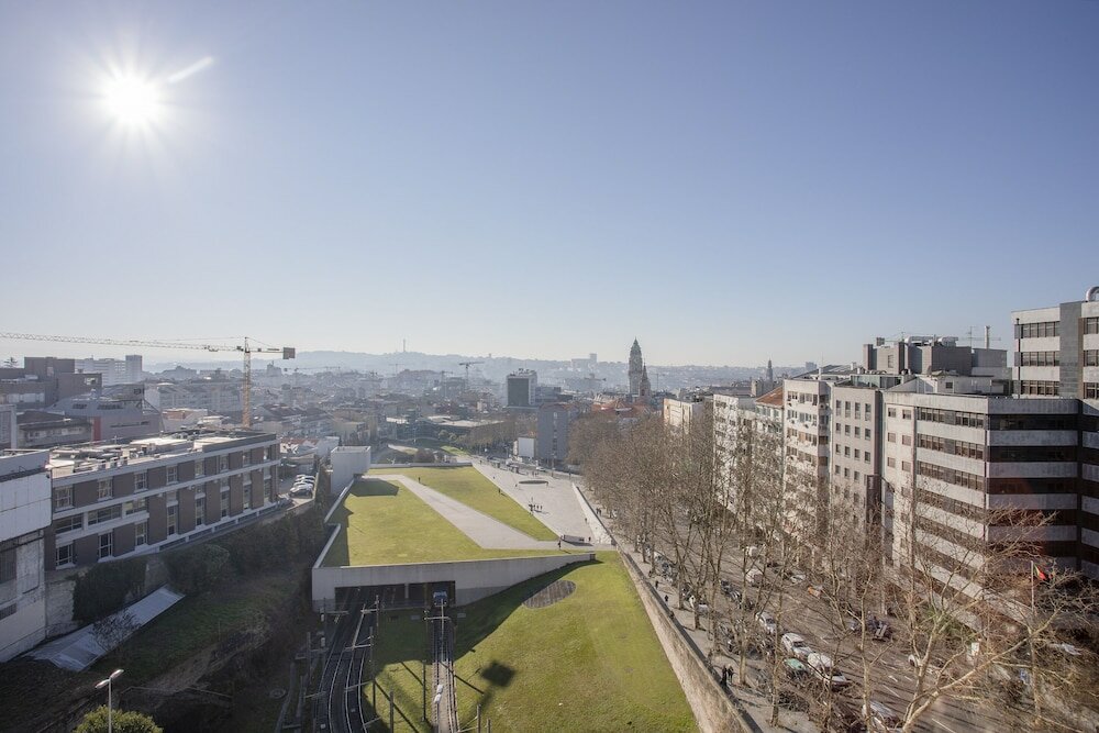 Фото Liiiving In Porto Terrace & Sunny Apartment
