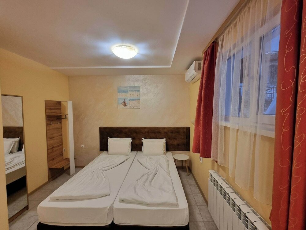 Фото Hotel Jeweller