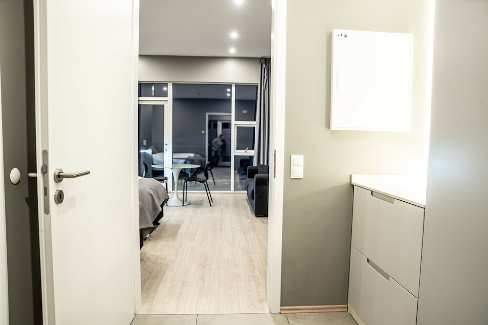 Фото Black Beach Suites