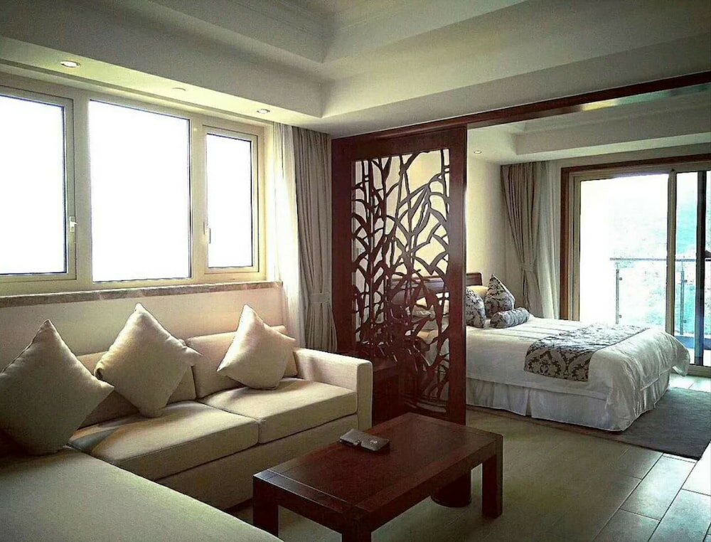 Фото Sanya Baohong Shang Haihuating boutique hotel