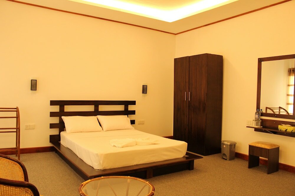 Фото Nico Lagoon Hotel