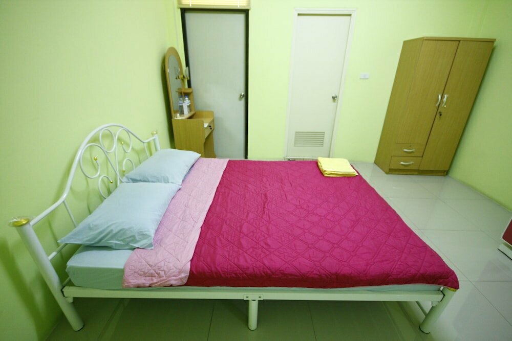 Hotel Ks Apartment, Chonburi, photo