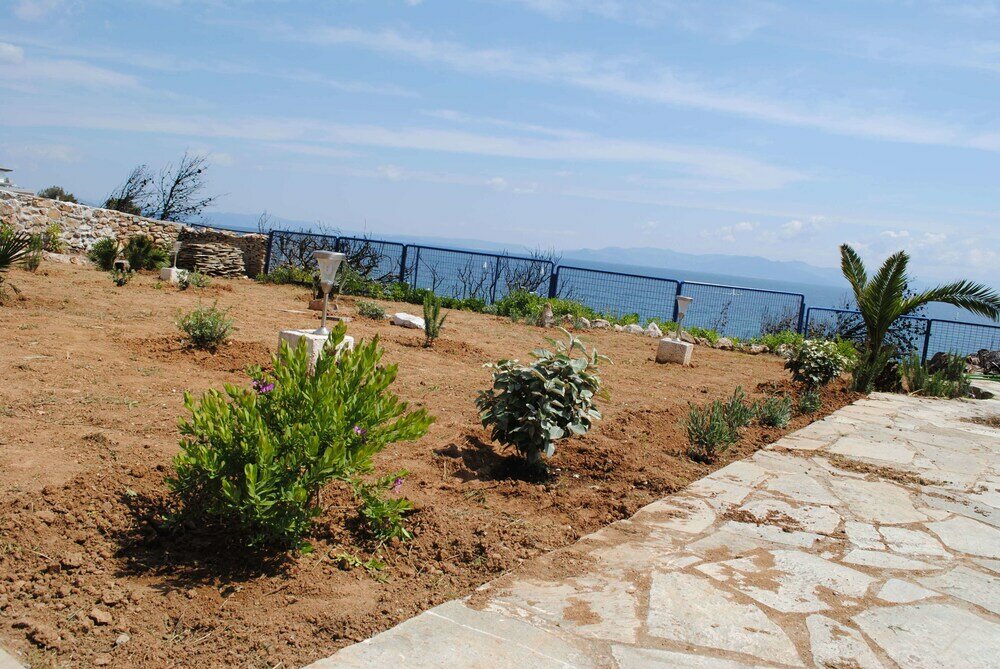 Фото Andromachi Apartments