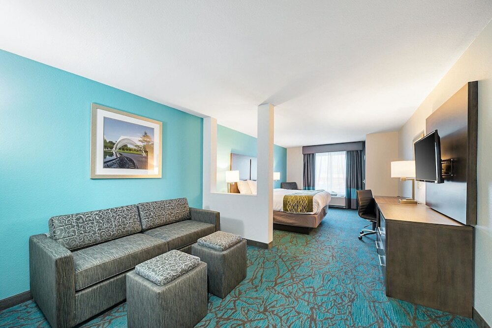 Фото Comfort Inn & Suites Oklahoma City near Bricktown