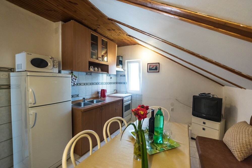 Фото Apartments Kiwi Karin