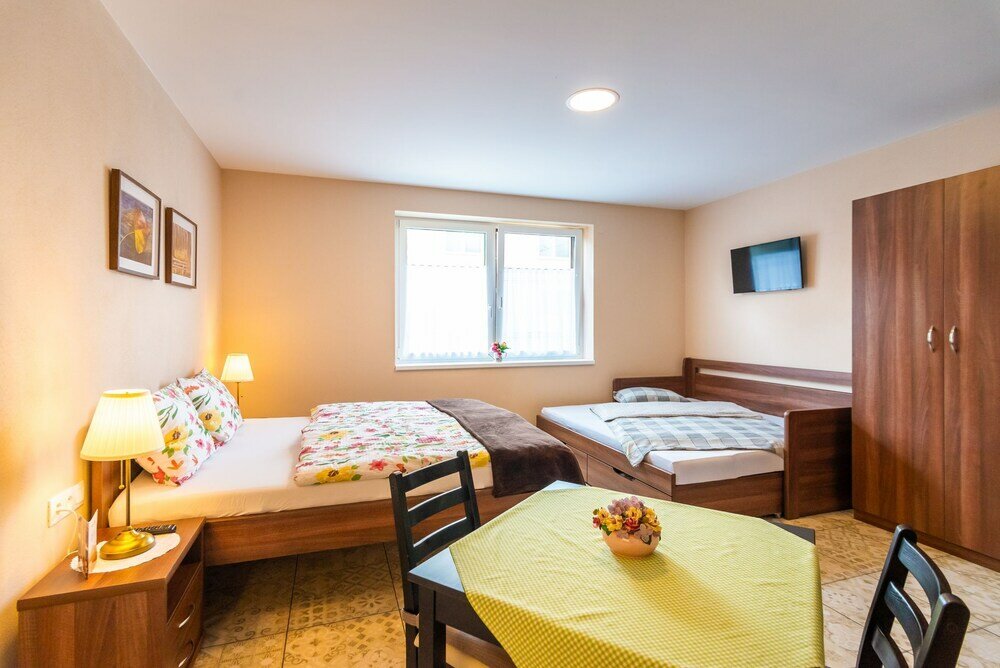 Фото Apartmanovy dom Villa Ephélia