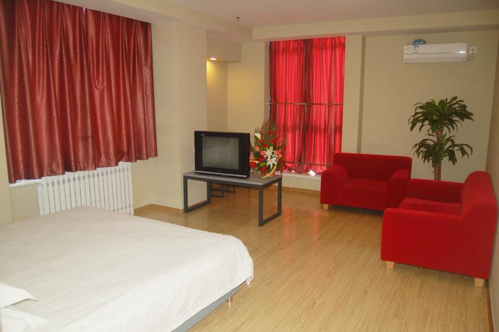 Фото Luoyang Aviation E-Home Inn