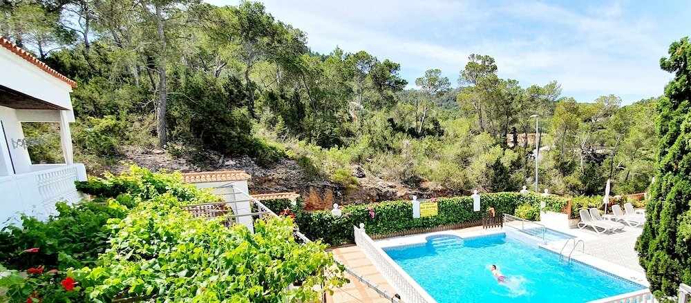 Фото Granada Apartments Ibiza