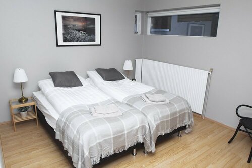 Гостиница Akureyri Downtown Apartments Hafnarstræti 100 в Акюрейри