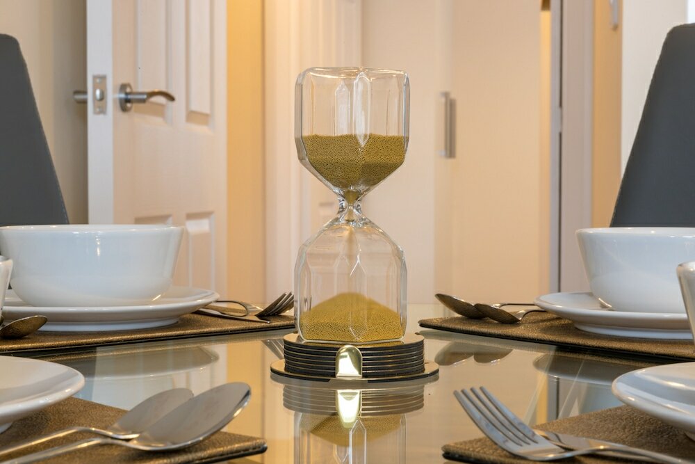 Фото London Heathrow Serviced Apartments