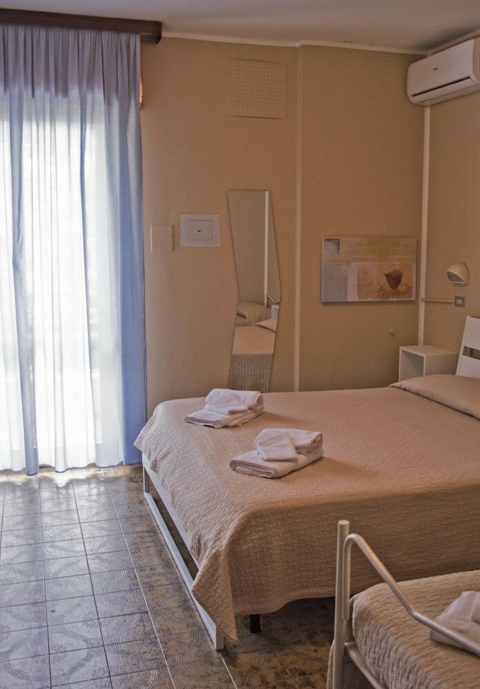 Фото Hotel Fucsia