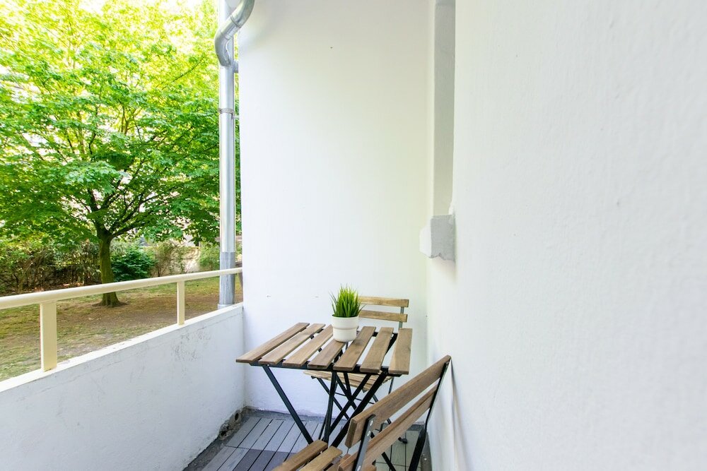 Фото Comfortable Large Center Apartment