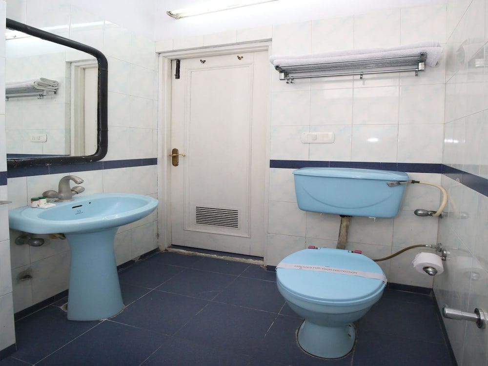 Фото Oyo 9985 Hotel Sekhon Grand