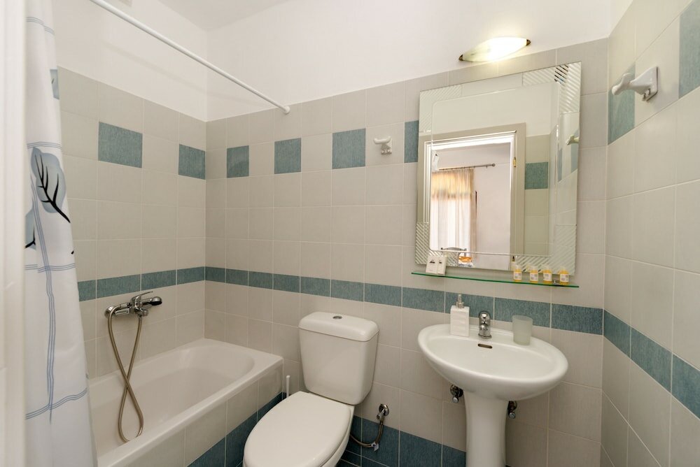 Фото Aspalathos Suites