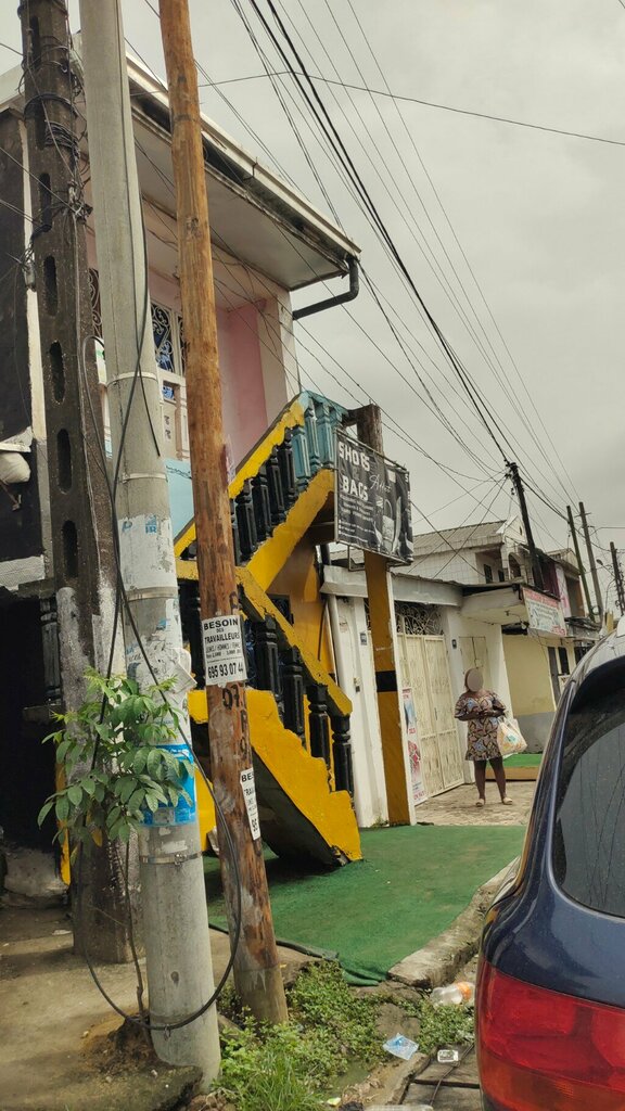Shoe store Shoes and bar, Douala, photo