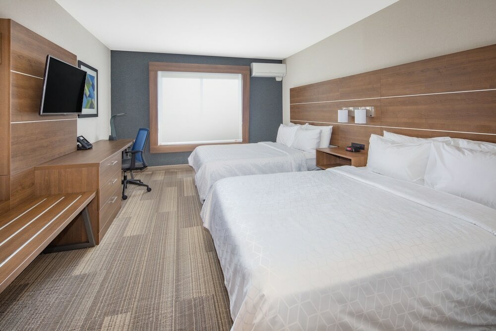 Фото Holiday Inn Express San Diego Airport - Old Town, an Ihg Hotel