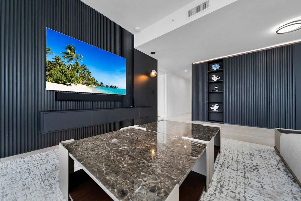 Фото Ocean view Amazing 3br at Tiffany House