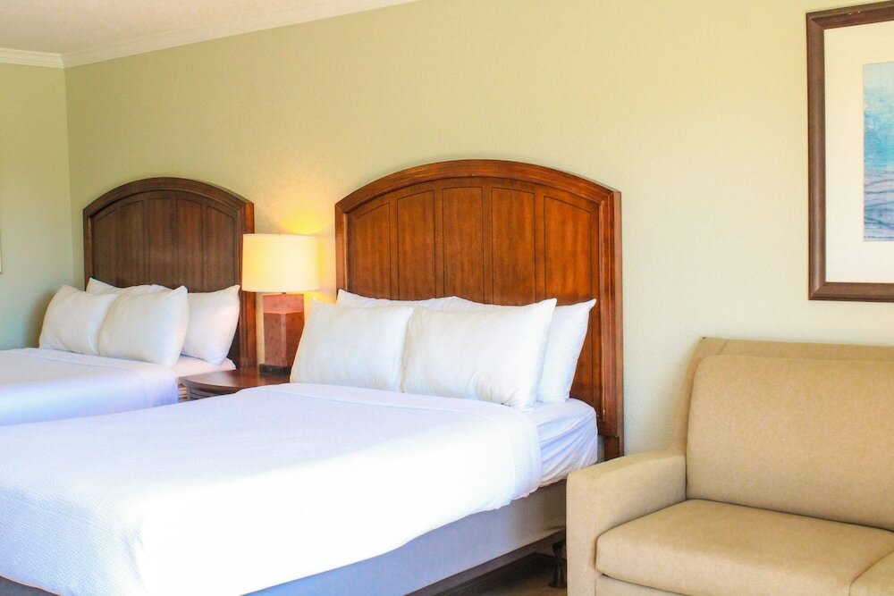 Фото Cape Cod Irish Village