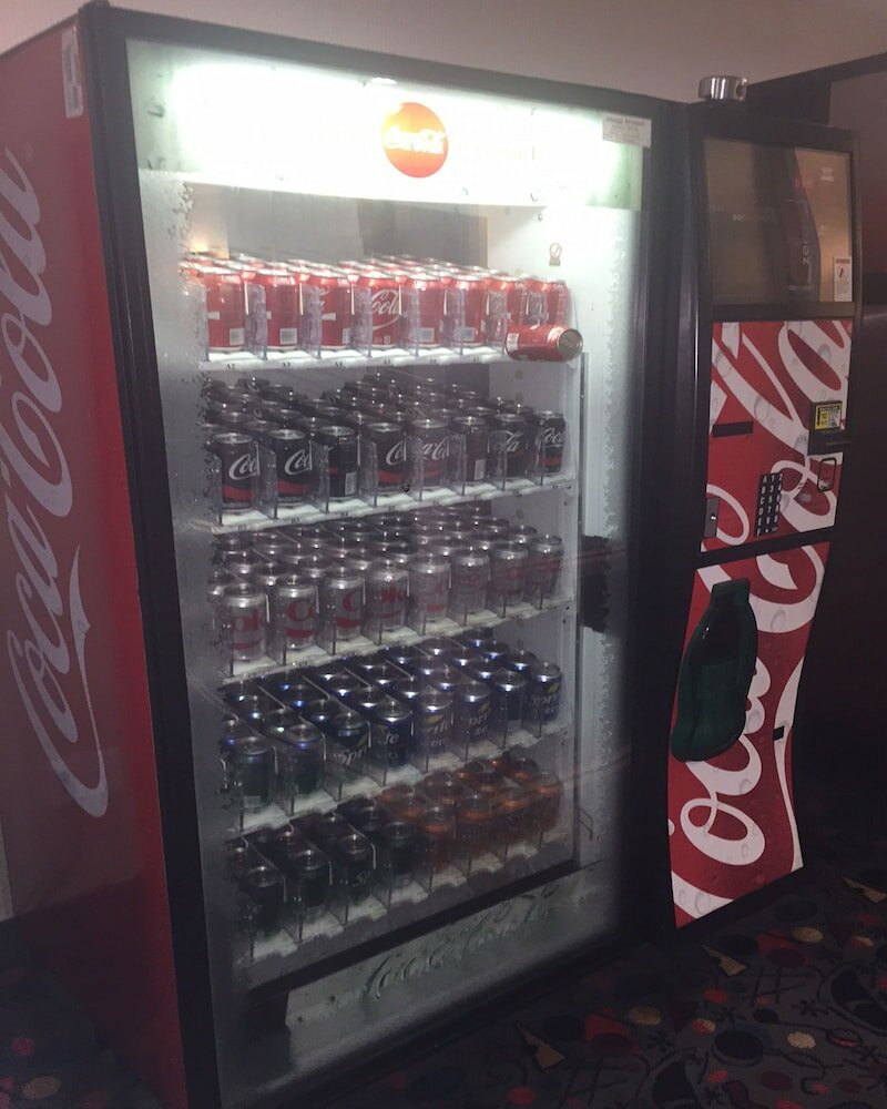 Фото Ramada Plaza by Wyndham West Hollywood Hotel & Suites