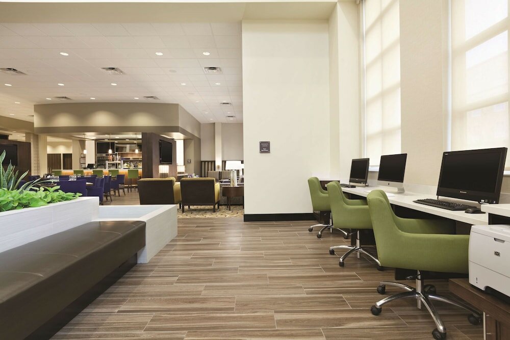 Фото Embassy Suites Portland/Hillsboro, Oregon