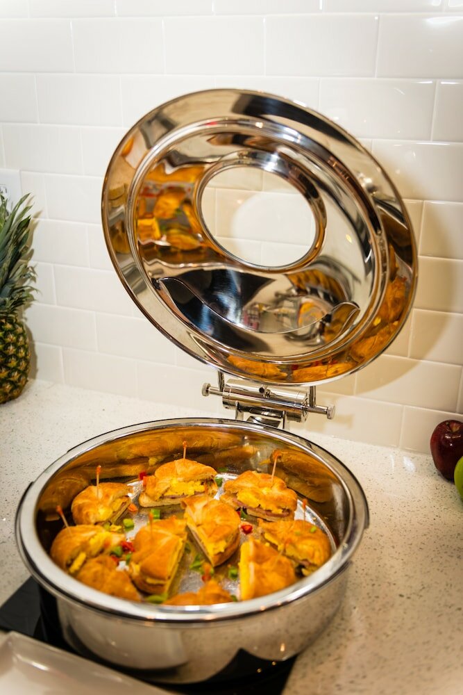 Фото Holiday Inn Houston Downtown, an Ihg Hotel