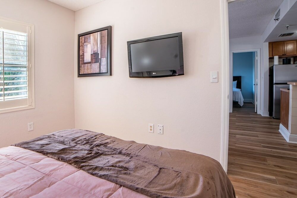 Фото Cozy Condos Near Universal & Seaworld