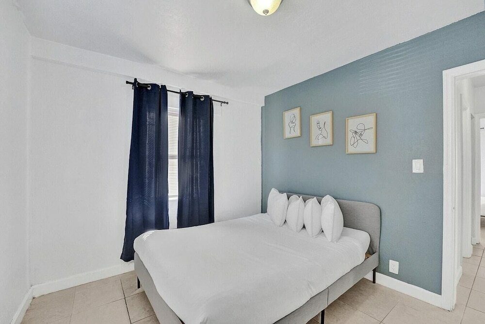 Фото Cozy Apartment in West Palm Beach, Minutes Away From Downtown! N°1