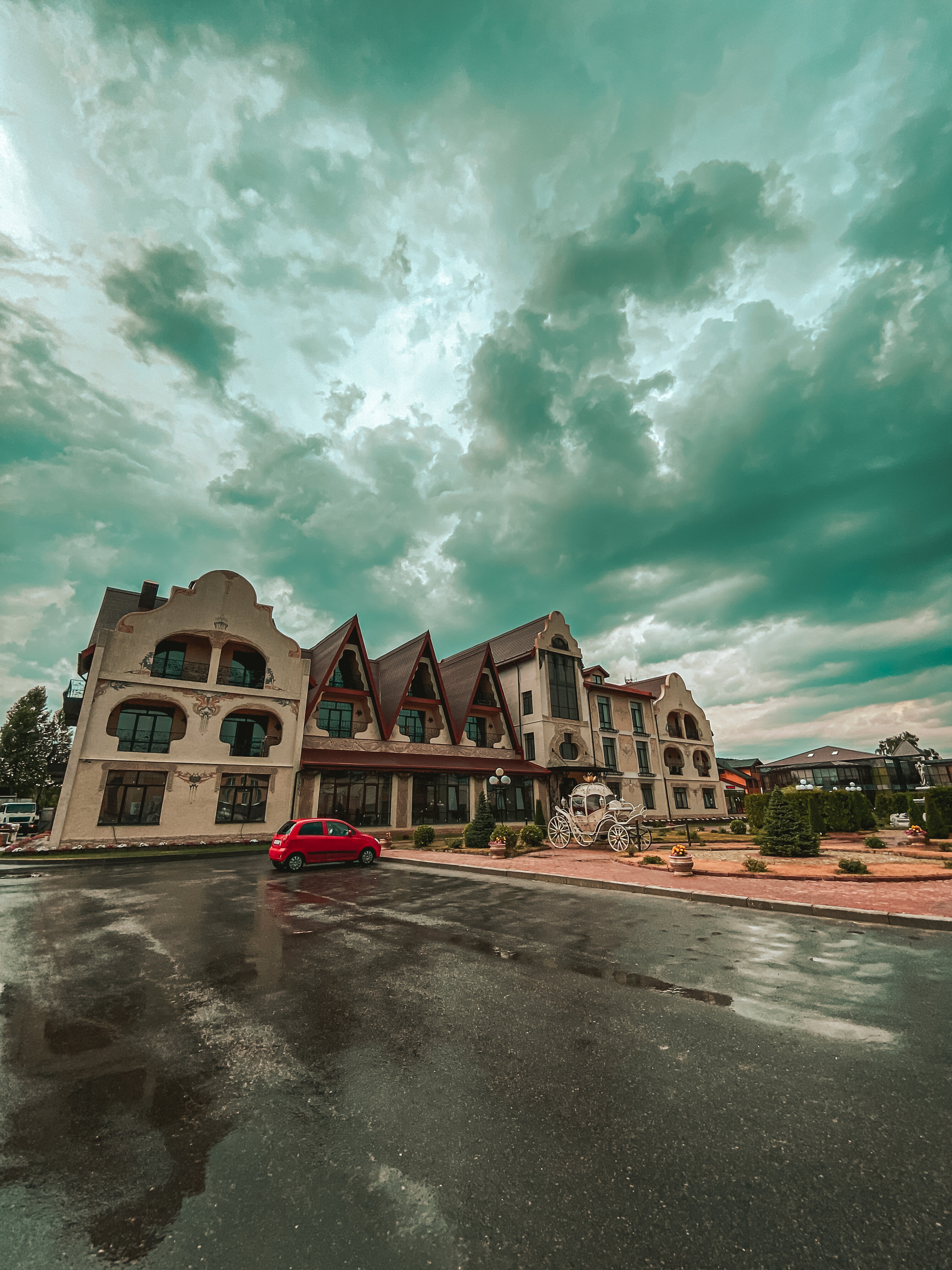 Фото отеля 1