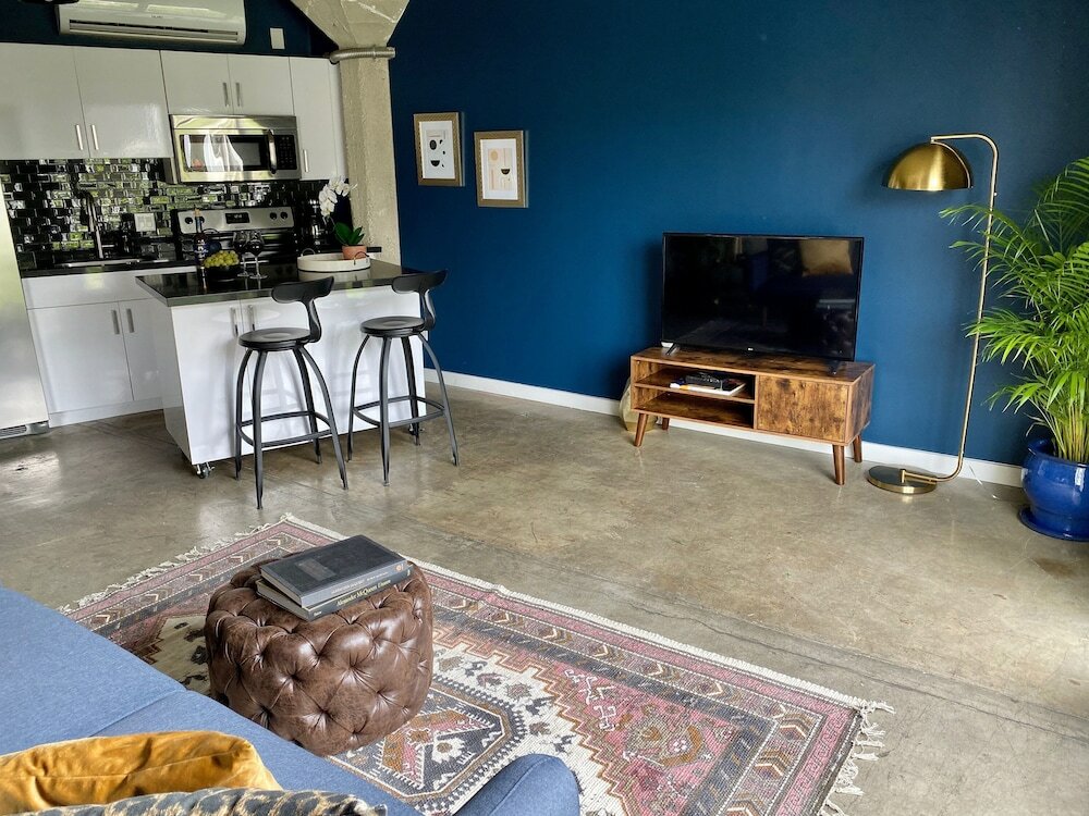 Фото The Cosmo Lofts