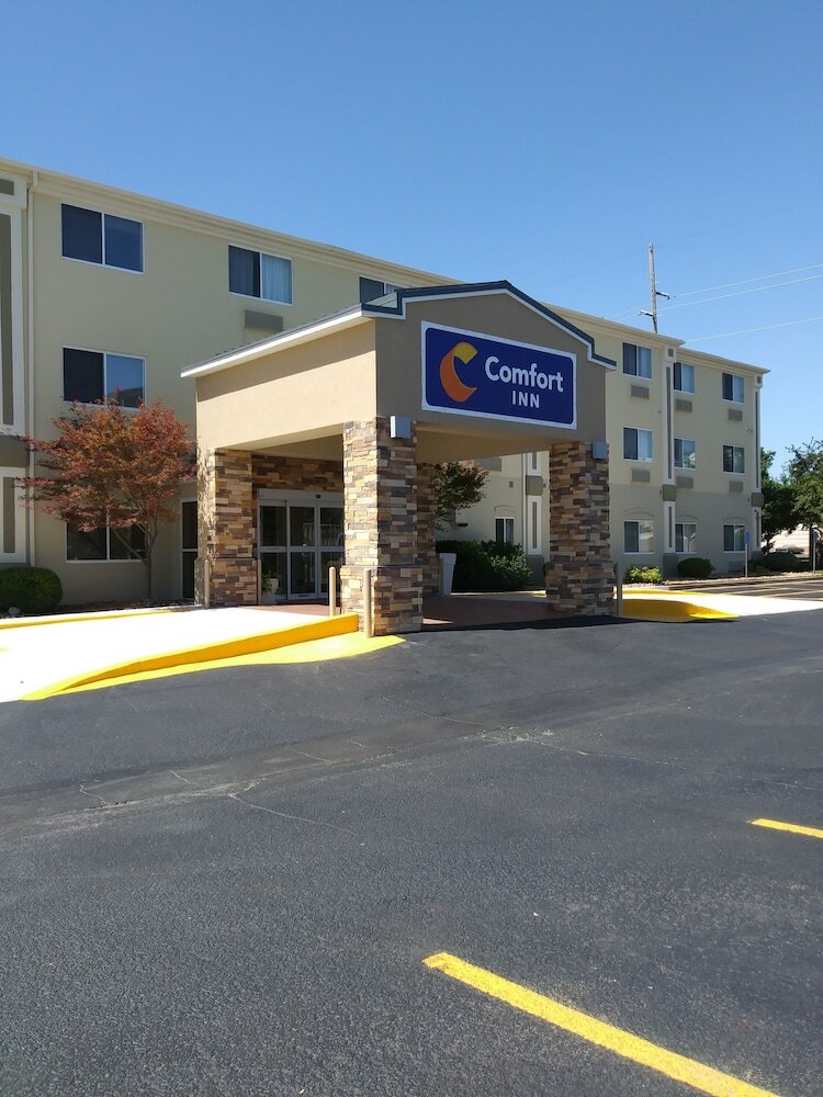 Фото Comfort Inn South Tulsa - Woodland Hills