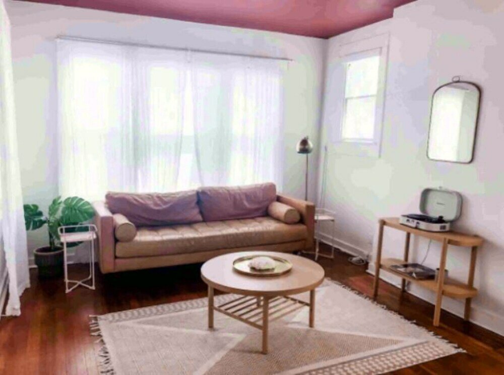 Фото Lil Pinky Family Friendly With New Washer and Dryer