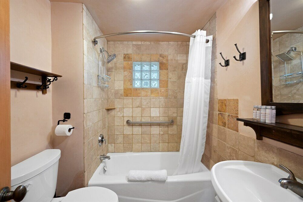 Фото Casita de las Aves - Unbeatable Location, Spacious Yard