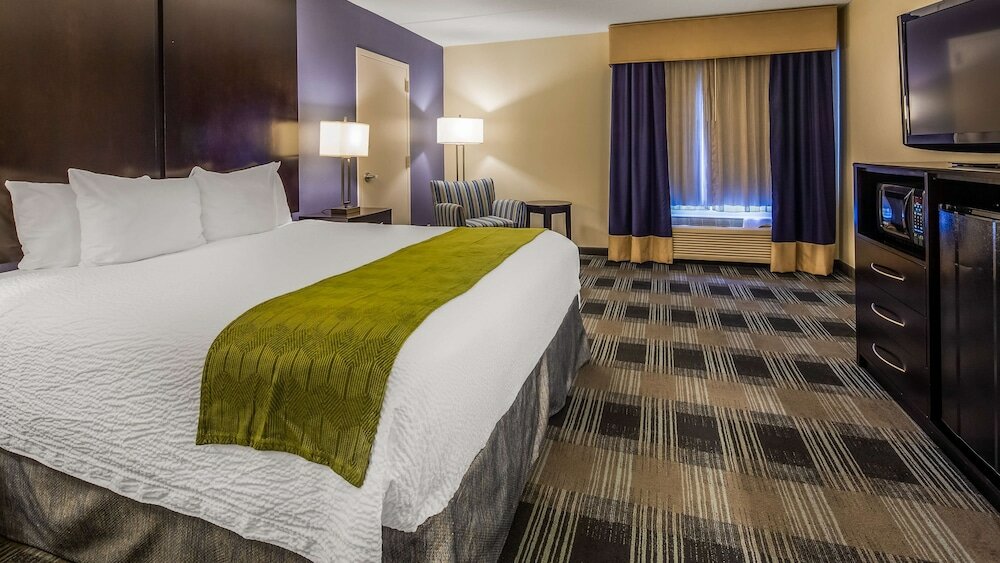 Фото Best Western Hartford Hotel & Suites