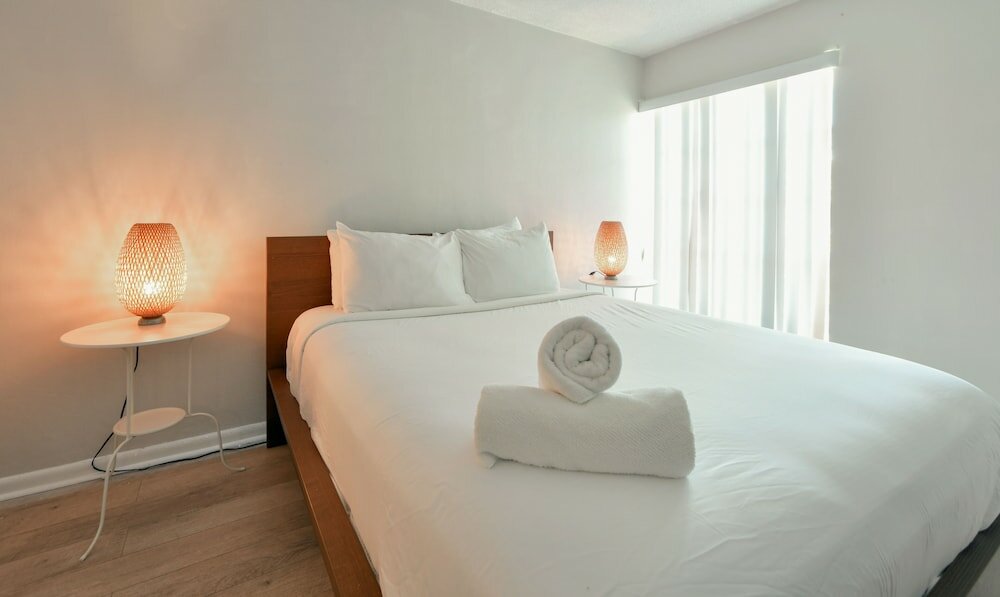 Фото Artrageous on the river by RocketSTAY