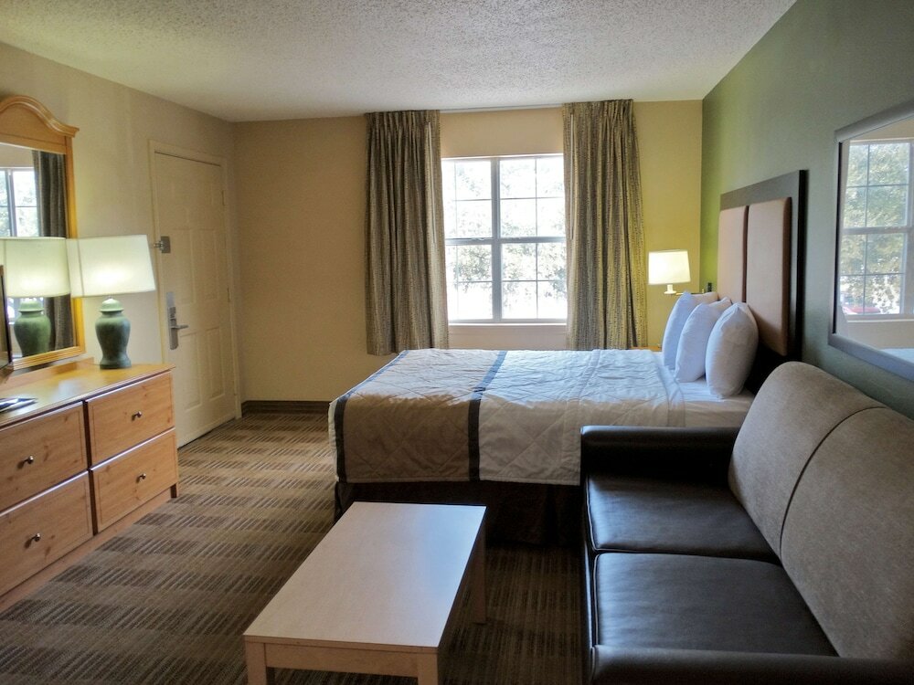 Фото Extended Stay America Suites North Raleigh Wake Forest Rd