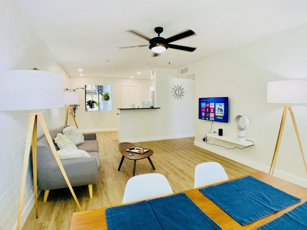 Фото Modern Contemporary Ot Scottsdale W-Pool