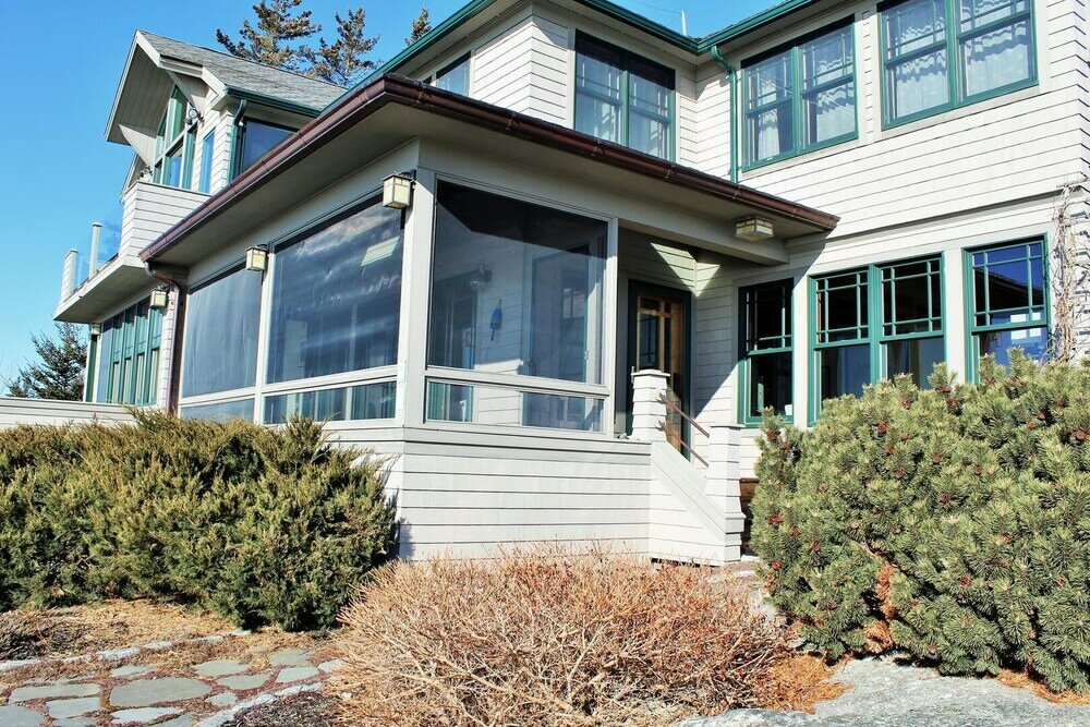 Фото Gulls Ledge