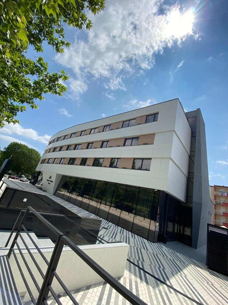 Фото Hotel Royal Putnik