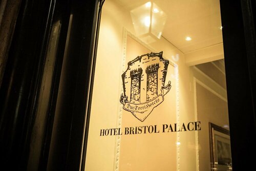 Гостиница Bristol Palace в Генуе