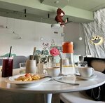 Go (Verkhnyaya Embankment, 145/6), restaurante