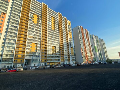 Фото: Граффити, жилой комплекс, просп. Королёва, 59, корп. 4, Санкт-Петербург - 