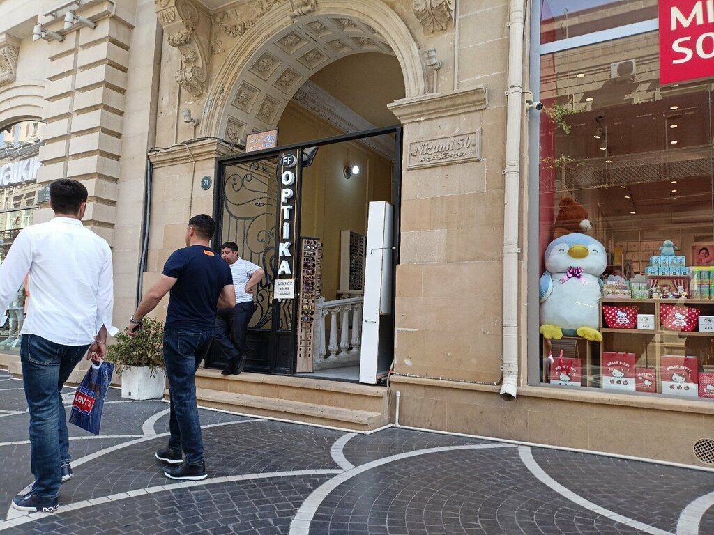 Opticial store Optika, Baku, photo