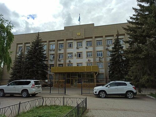 Малайзиядан келген табиғи ағаштан жасалған үстелдер