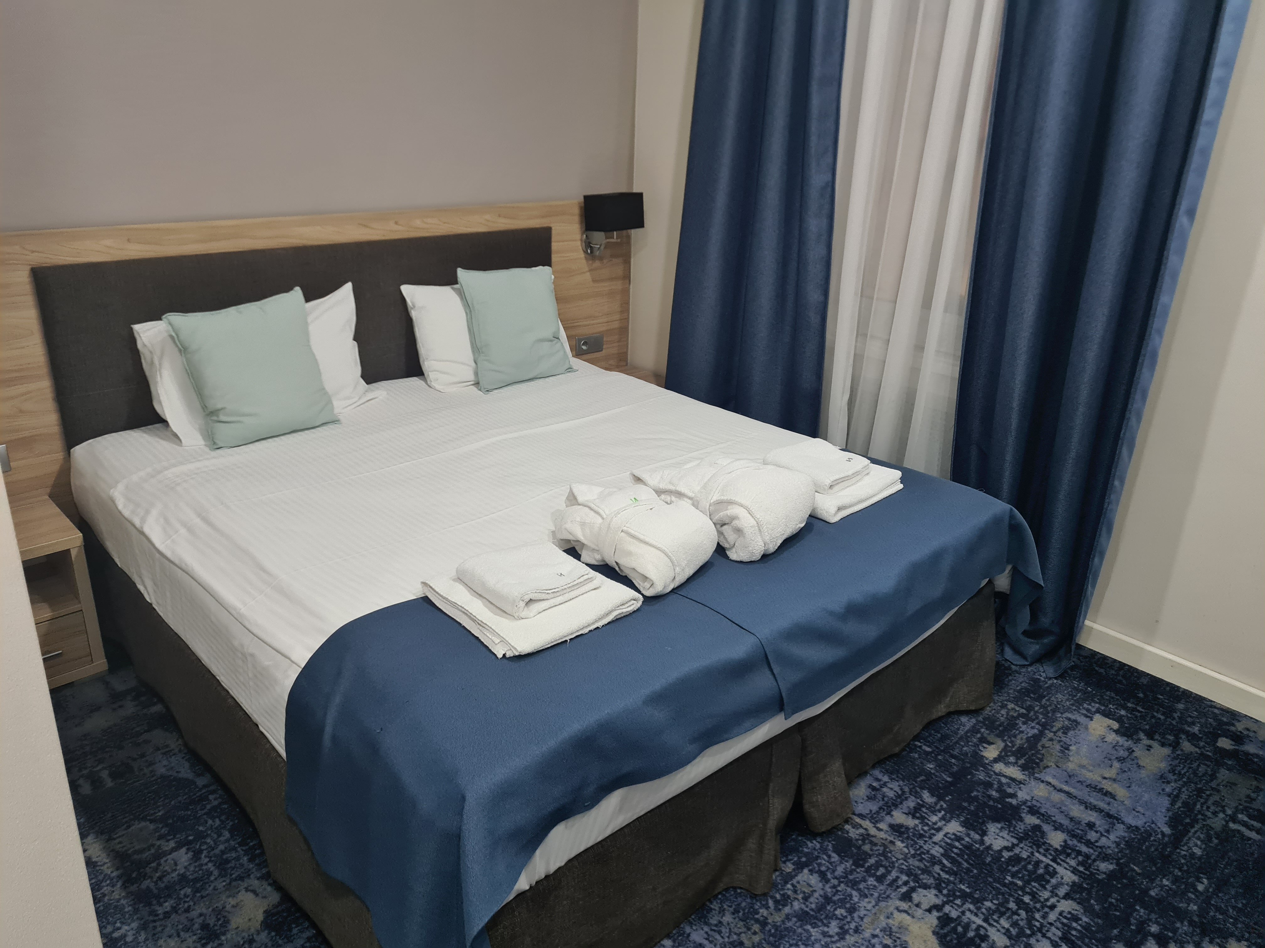 Фото Издатель