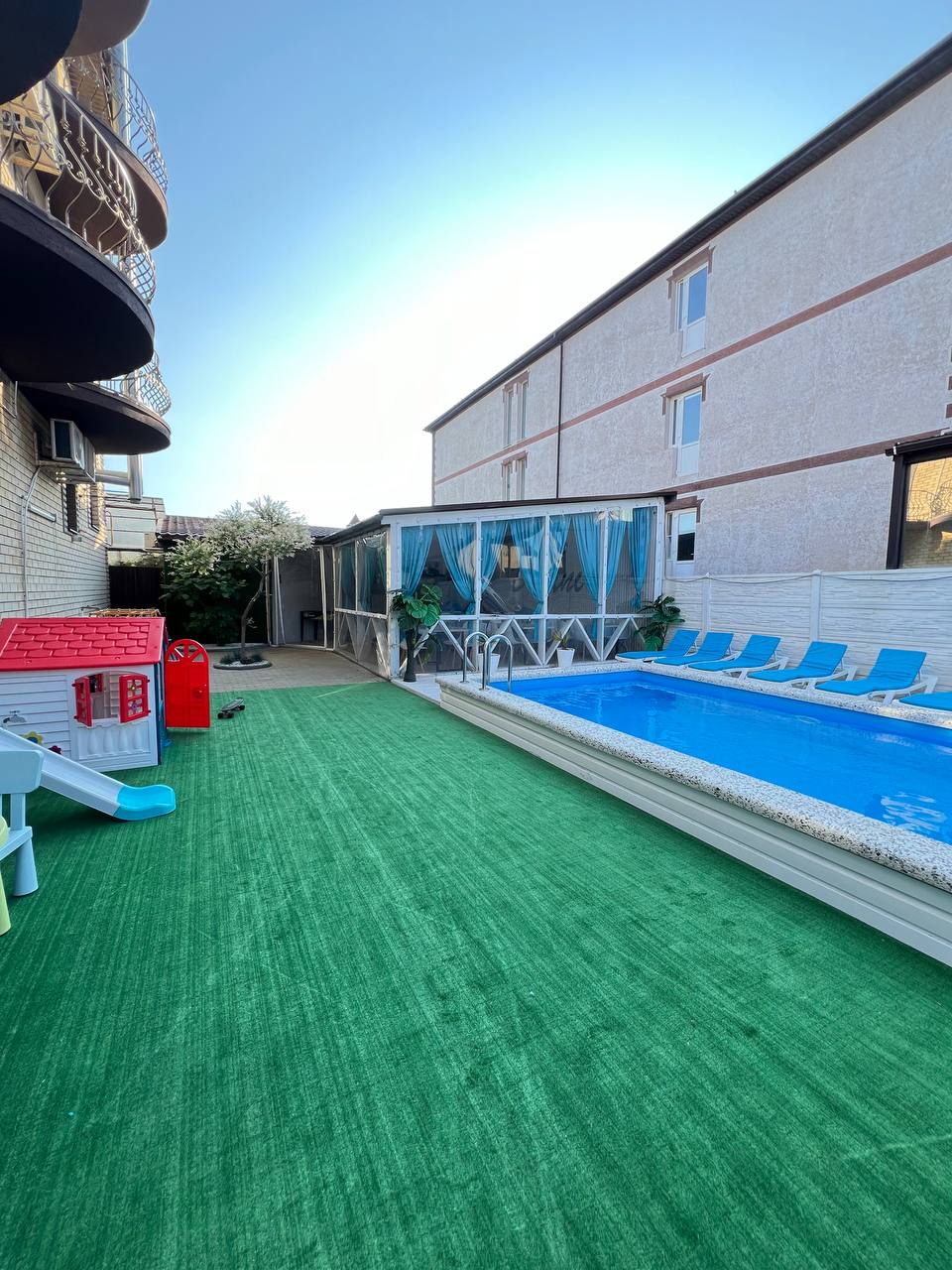 Фото Дэлани